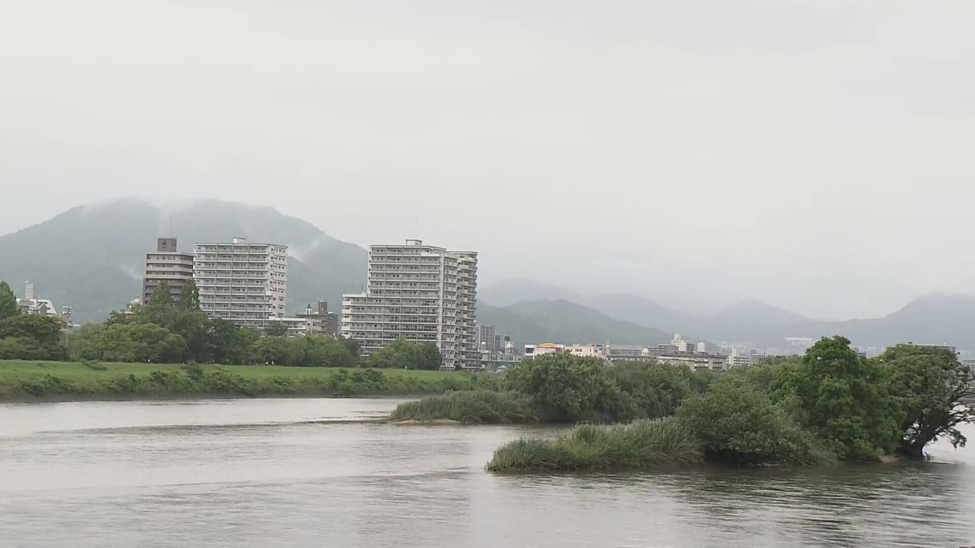 ３０日夜から警報級大雨のおそれ　土砂災害などに注意　広島