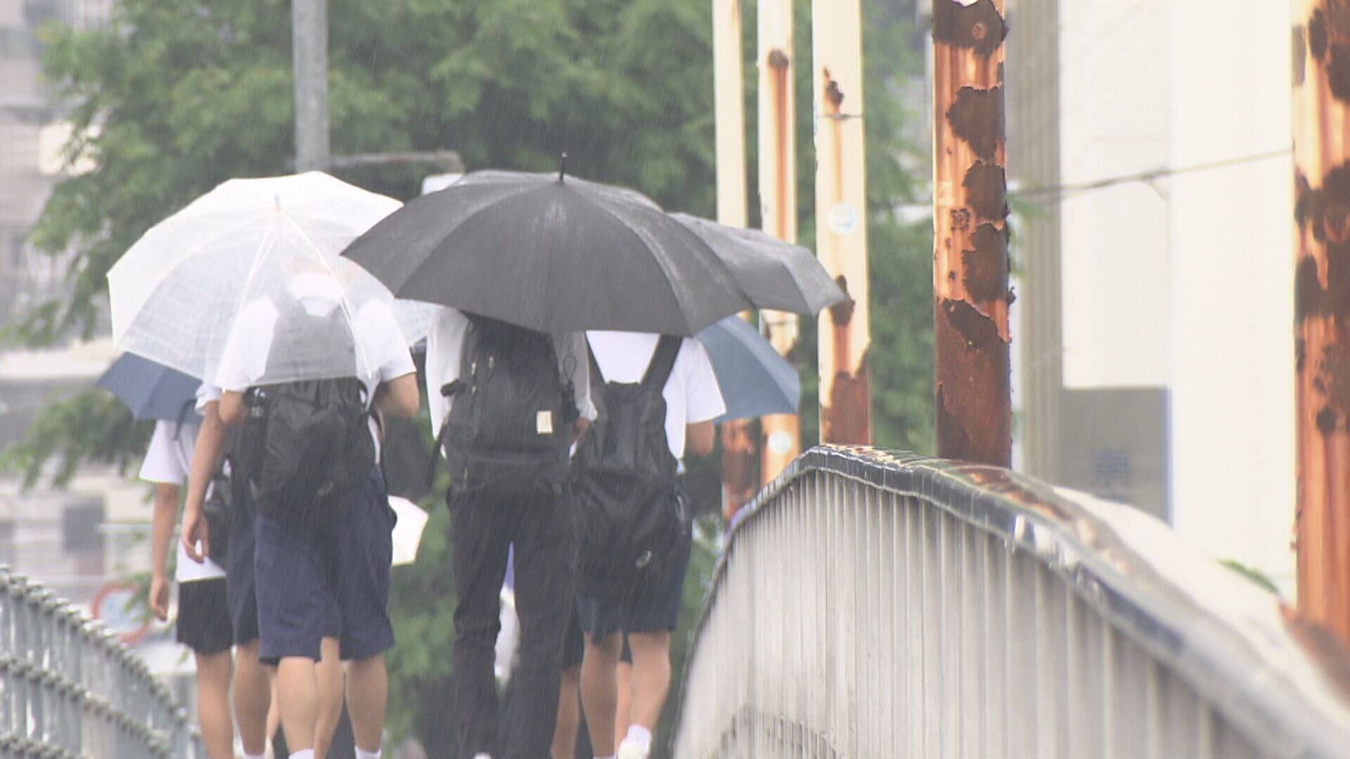 警報級の可能性も　１５日夕方にかけて大雨　ＪＲ一部運休　広島